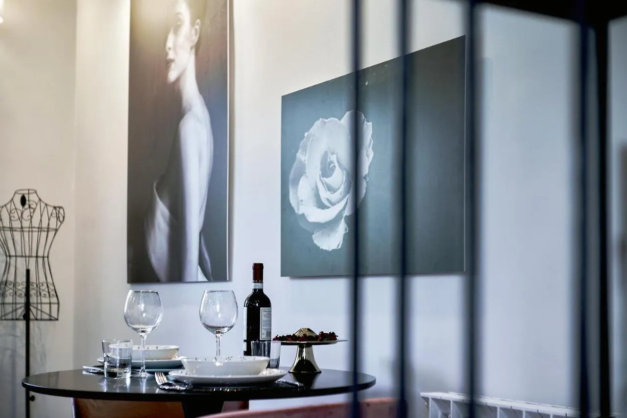 Chiclife Sarona Shenkin - Santa Caterina & Museum Apartamento Bérgamo 0*,